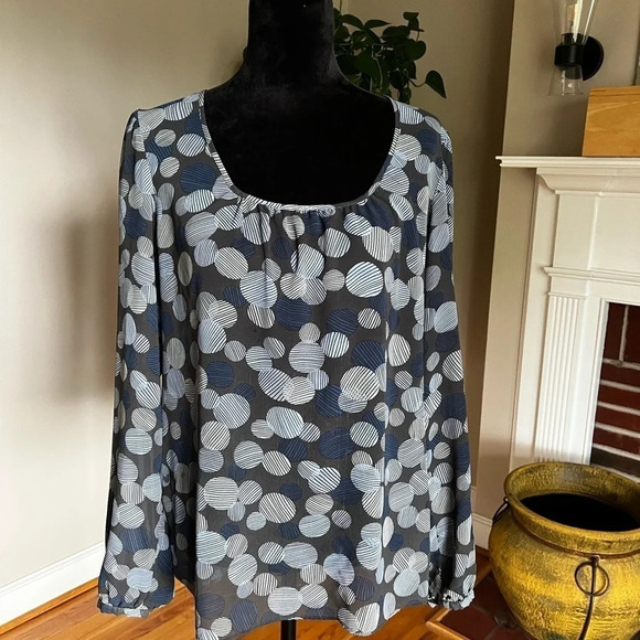 Mossimo long sleeve top - Picture 1 of 6